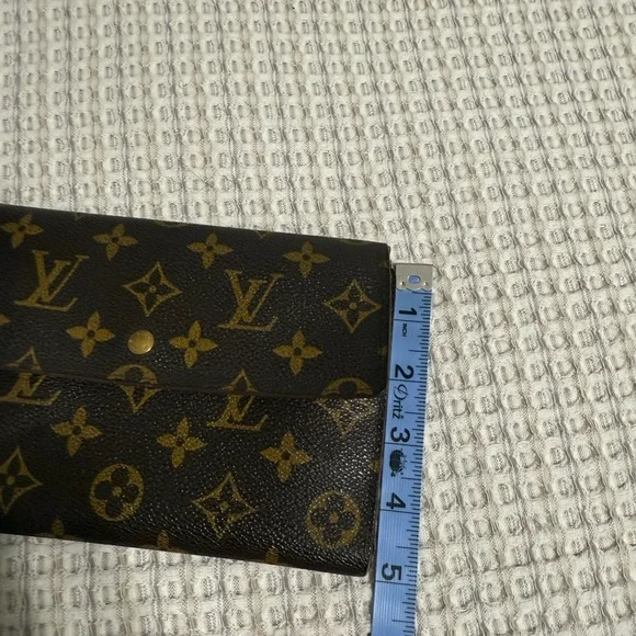 Louis Vuitton Monogram Canvas Pochette Passport Wallet